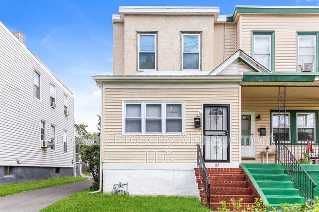 Building Photo - 137 Bartram Ave Rental