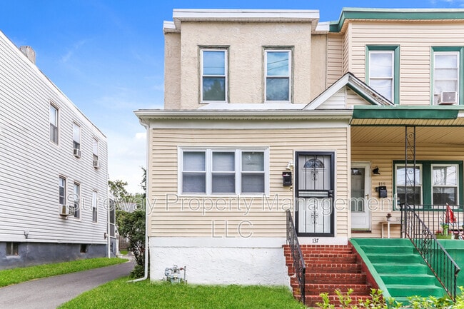 Building Photo - 137 Bartram Ave Rental