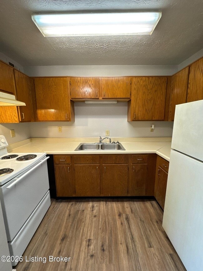 Photo - 4101 Blue Lick Ct Unidad 3