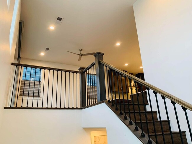 Photo - Stunning Home in Harris Ranch with Community Pool!