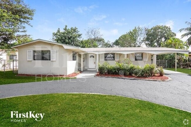 Building Photo - 4760 NW 3rd Ct Rental