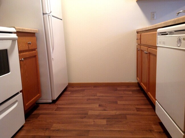 Photo - Stratford Square