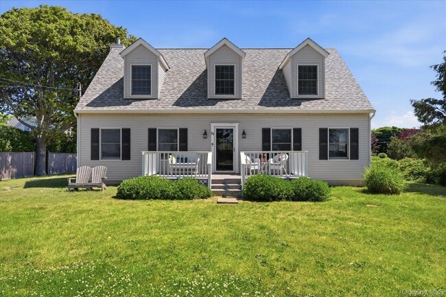 Building Photo - 59 Peconic Ave