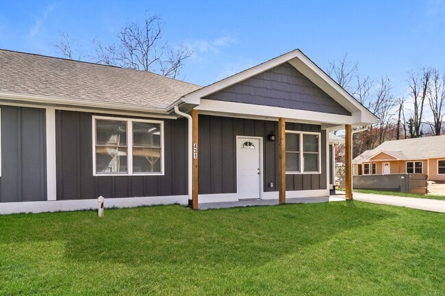 Photo - 216 Sycamore Cv Rd