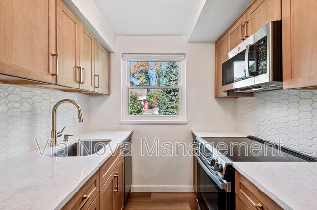 Photo - 30 Victory Ln