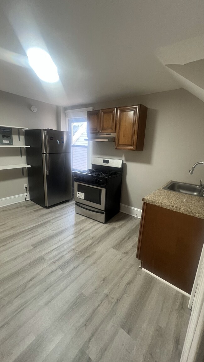 Photo - 322 S Clinton St Unit 3