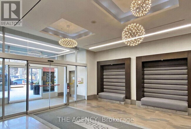 Photo - 18 Yonge St Unit 1016