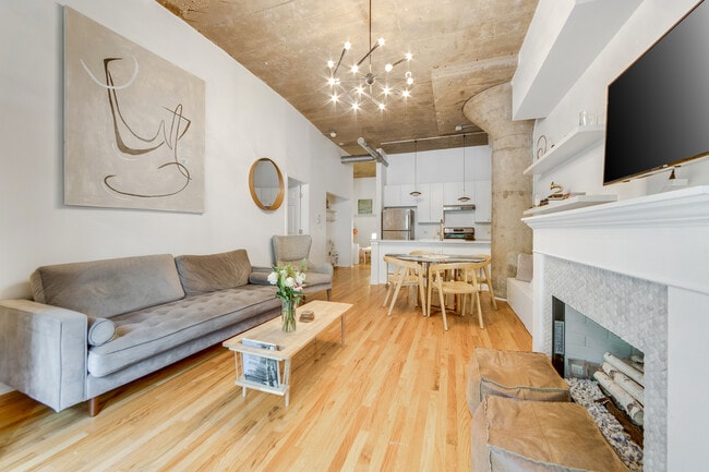 Photo - 1151 W 15th St Unit 136