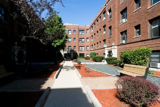 Building Photo - 2739 N Mildred Ave Unit K02J