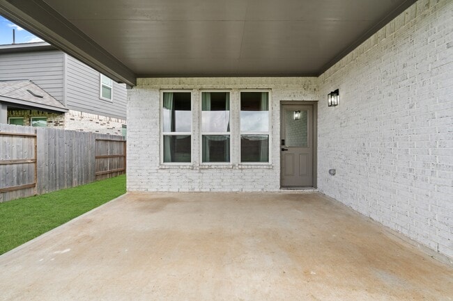 Photo - 21215 Catalina Palm Dr