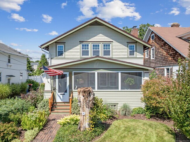 Photo - 3 Wallace Ave