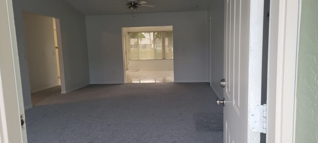 Photo - 2516 56th Ave E