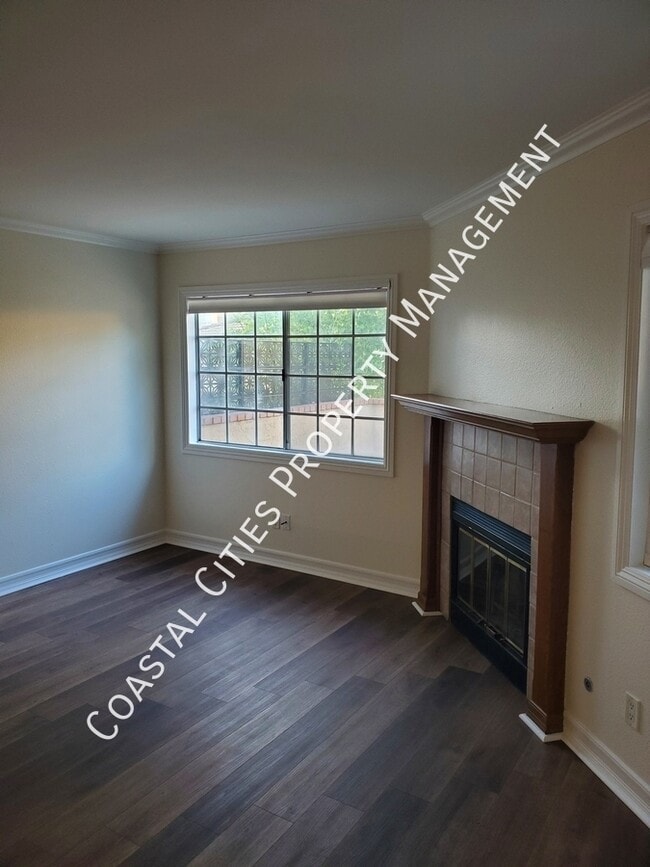 Photo - 10020 1/2 Base Line Rd-1