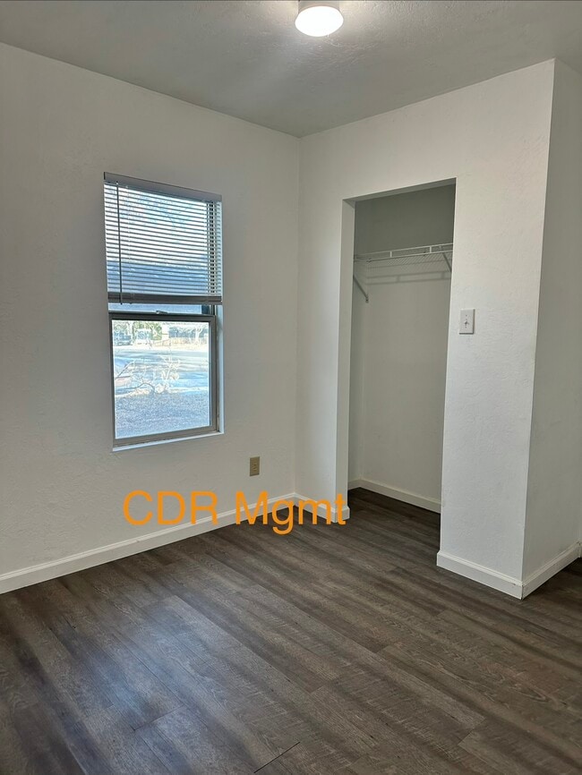 Photo - 219 Harrison St