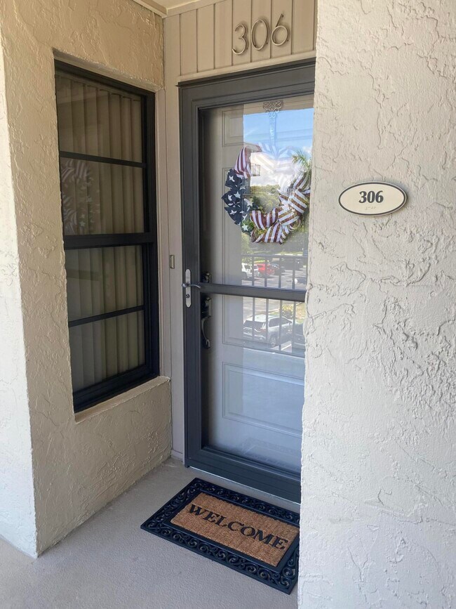 Photo - 18 Royal Palm Way Unit 306