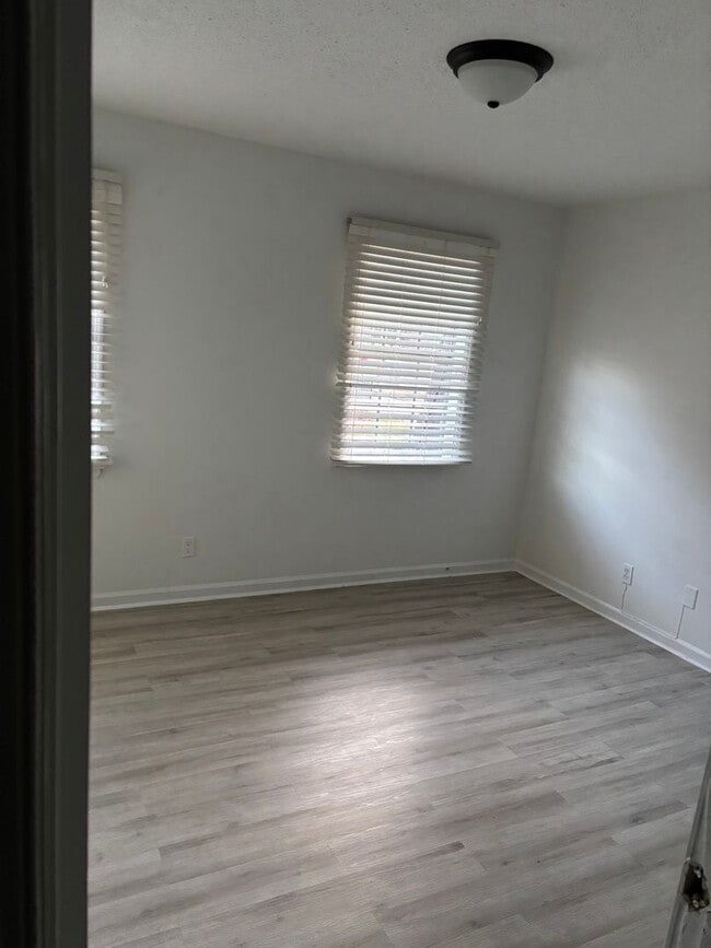 Photo - 5823 Hunting Ridge Ln