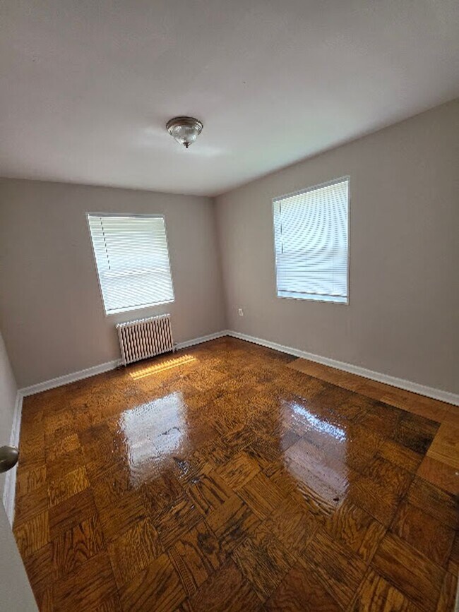 Photo - 136 Kenilworth Avenue Northeast Unit 1B