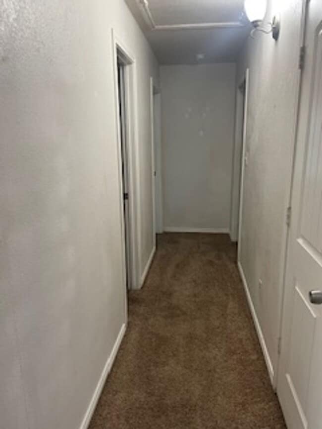 Photo - 355 W Oak St Unidad D