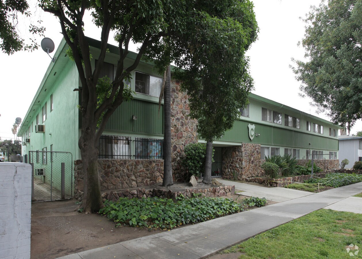 Primary Photo - 1806 Loma Vista St Apartments