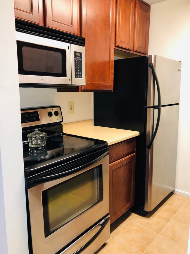 Photo - 100 Wild Oak Ln Unit 200