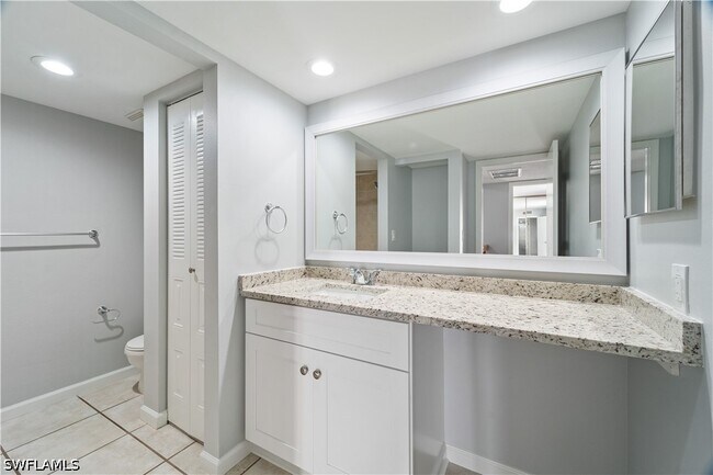 Photo - 5212 Cedarbend Dr