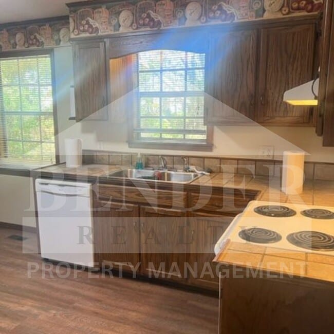 Photo - SINGLE FAMILY HOME