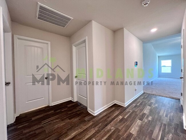 Photo - 645 Wild Tulip Ct