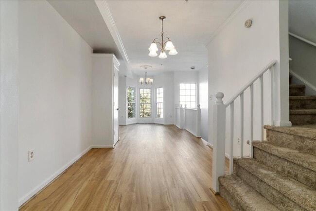 Photo - 1310 Hampshire Dr