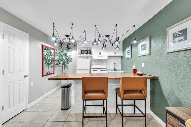 Photo - 1840 Richmond Ave. Unit 08