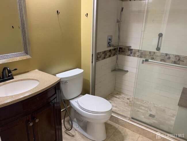 14 Colson Ct