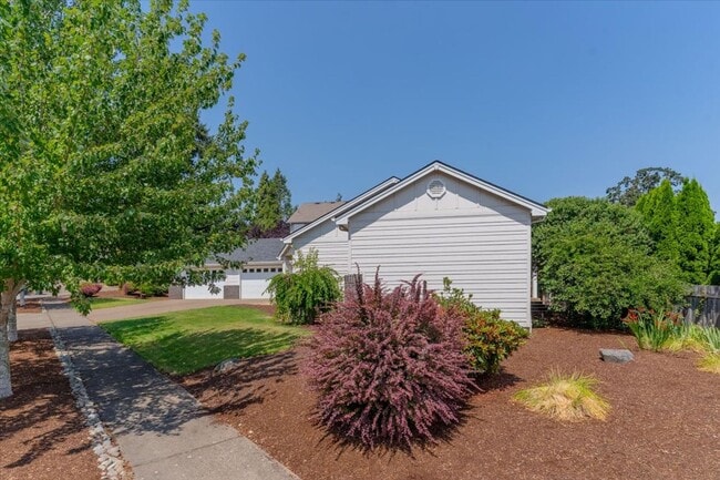 Photo - Contemporary West Salem Home