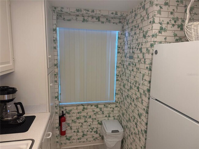 Photo - 1400 Tarpon Center Dr Unit 202