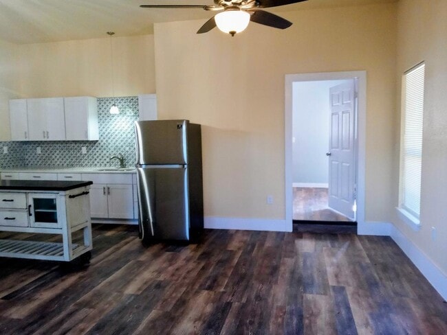 Photo - 2588 Connie Dr