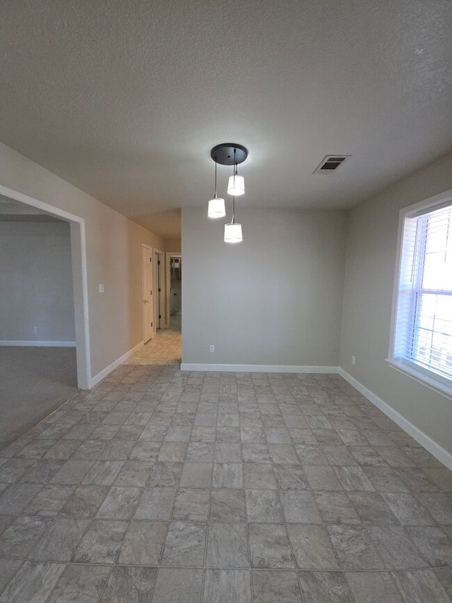 Photo - 2102 S Greenwich Ave