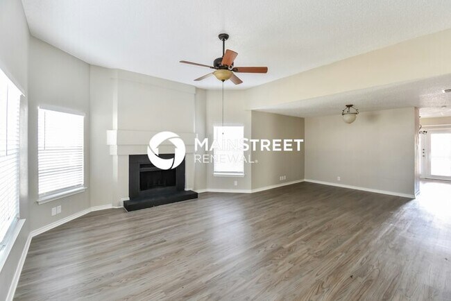 Photo - 5750 Spring Sun