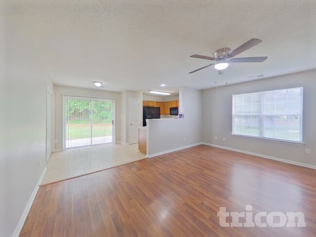 Photo - 6417 Sunman Rd