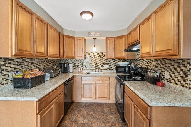 Photo - 71 Silver Lake Ave