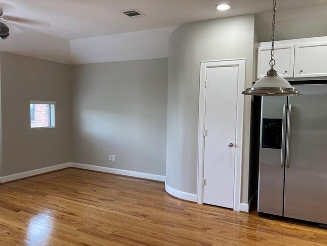 Photo - 5941 S Loop E Unit 705