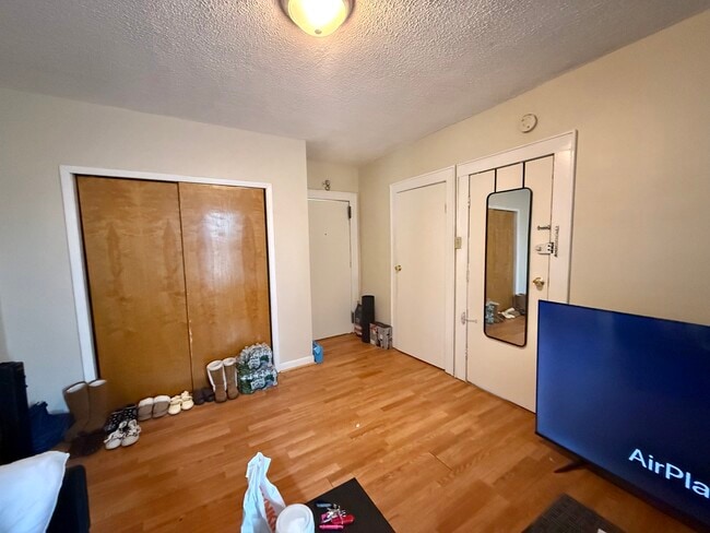 Photo - 167 Davis Ave Unit 2