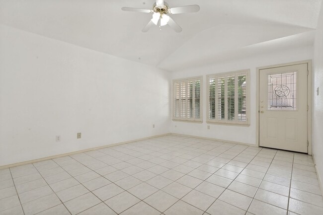 Photo - 2-BEDROOM, 2.5-BATHROOM DUPLEX/CONDOMINIUM IN TERRELL HEIGHTS
