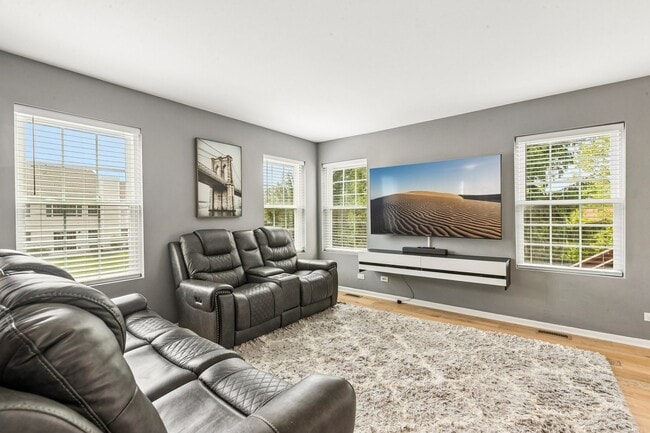 Photo - 476 Windham Cove Dr