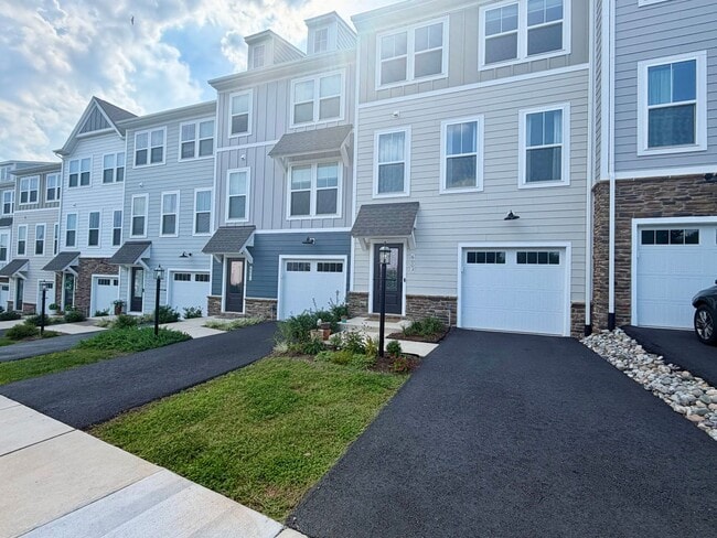 Photo - 6003 McComb St