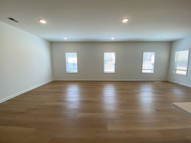 Photo - 126 Oak Ave