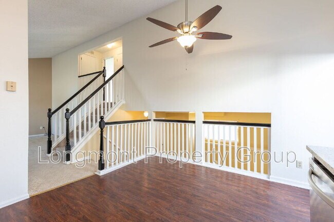 Photo - 2165 Hackberry Cir