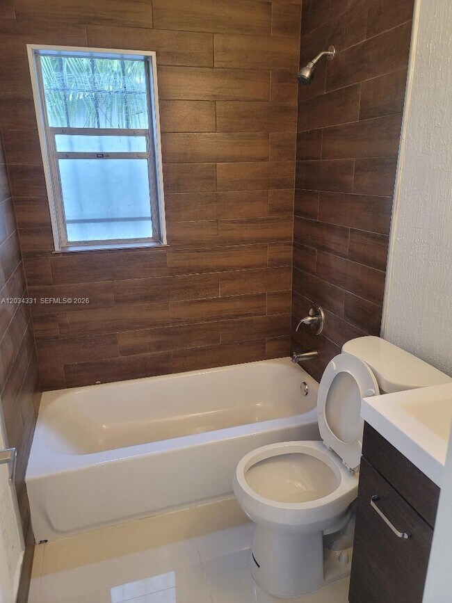 Photo - 1736 NW 53rd St