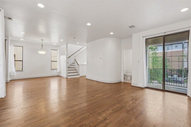 Photo - 2816 Rusk St