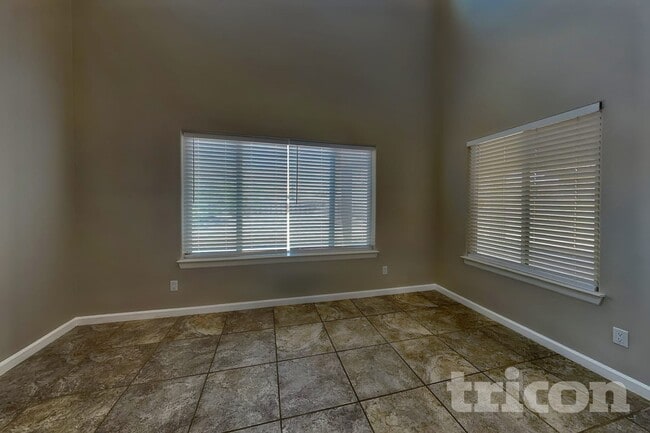 Photo - 4007 Sierra Alta Ave NE