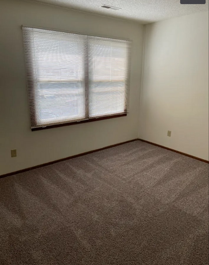 Photo - Bloomington 79