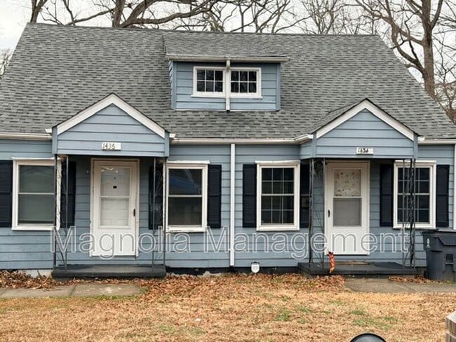 Building Photo - 1436 Perry Ave