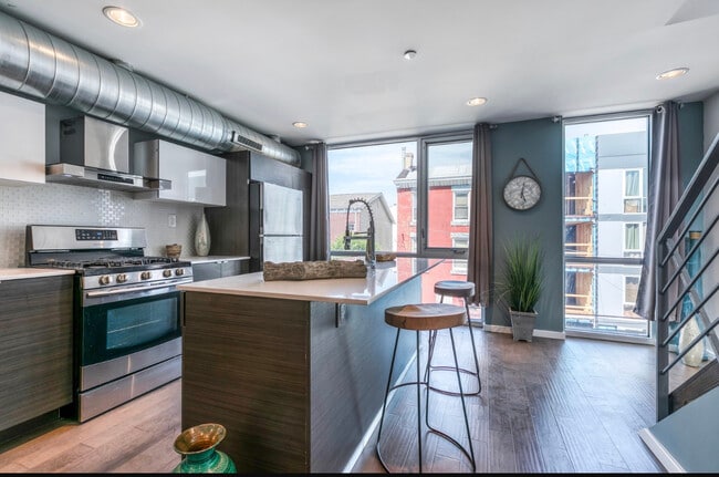 Building Photo - 1441 N 7th St Unit 3 Rental